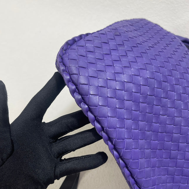 Sold Bottega Veneta Hobo Bag Large Leather Purple 47cm