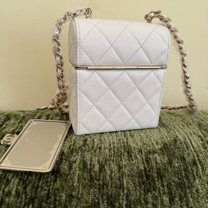 Chanel 22p Mini White Quilted Lambskin Box Clutch Crossbody Bag