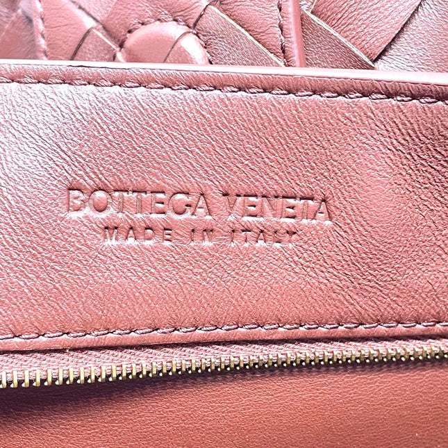 Bottega Veneta Andiamo Large Milk Chocolate Brown Handbag