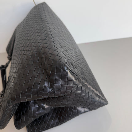 Bottega Veneta Roma Large Intrecciato Nappa Leather Black 35cm