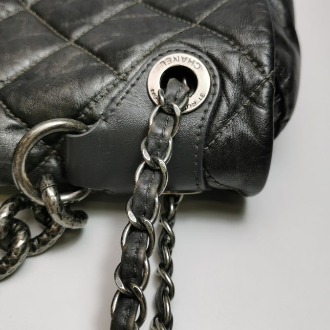 Chanel Paris Bombay Pondicherry Flap Bag Quilted Large Grey Silver Hardware