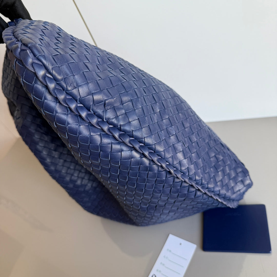 Bottega Veneta Veneta Hobo Maxi Navy Intrecciato Leather 51cm