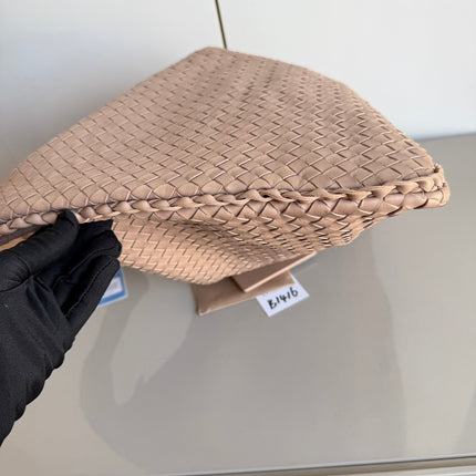 Bottega Veneta Veneta Hobo Maxi Almond Beige Intrecciato Leather Bag 51cm