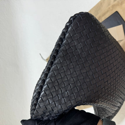 Sold Bottega Veneta Intrecciato Hobo Bag Medium Black Lambskin leather 40cm