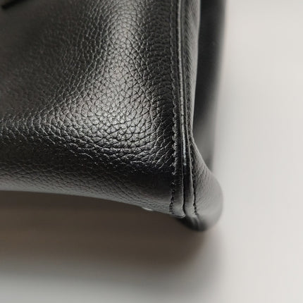 Chanel Cerf Executive East West Black Caviar Leather Handbag