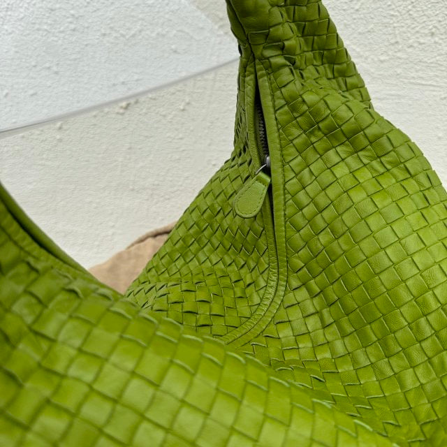 Sold Bottega Veneta Veneta Hobo Large Mela 52cm Lambskin Leather