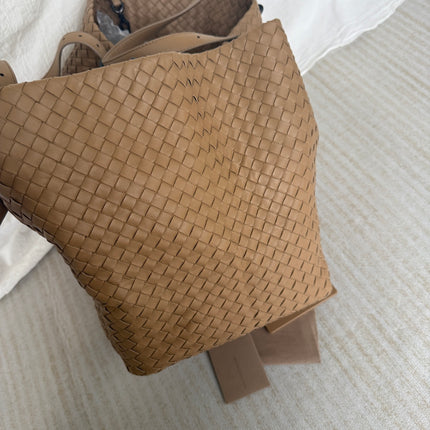 Bottega Veneta Cesta Shopper Tote Intrecciato Milk Chocolate Brown Leather Large 50cm