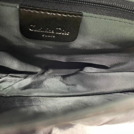 Sac bandoulière Dior Saddle petit modèle vintage en cuir verni imprimé oblique vert foncé