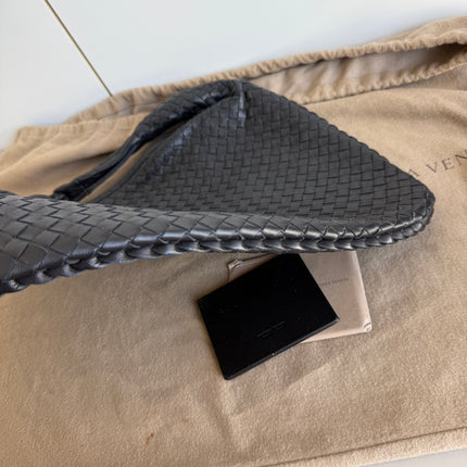 Bottega Veneta Intrecciato Hobo Bag Medium Black Leather 47cm NEVER WORN