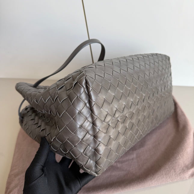 Bottega Veneta NEW Garda Tote Leather Interior Intrecciato Chocolate Brown Medium 24cm