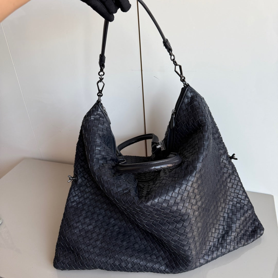 Bottega Veneta Maxi Convertible Tote Bag Hobo Dark Navy Leather Two-way Carry 50cm