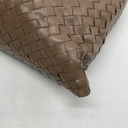 Bottega Veneta Hop Hobo Medium Leather Nutty Brown