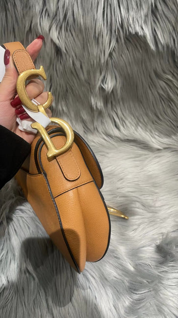 Dior Saddle 2021 Medium Tan Brown Grained Calfskin Leather Bag