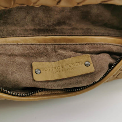 Sold Bottega Veneta Intrecciato Hobo Bag Medium Beige Lambskin leather