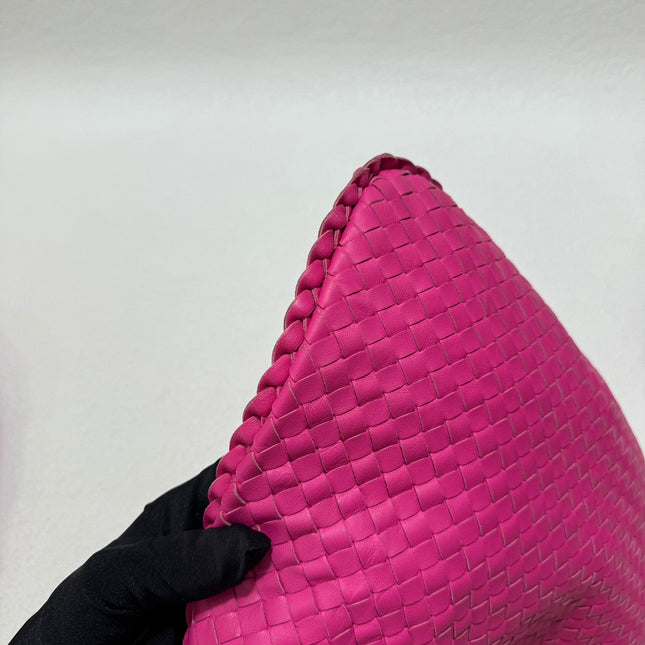 Bottega Veneta Veneta Hobo Medium Fuchsia Intrecciato Leather Bag 40cm