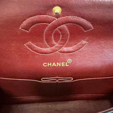 Chanel Classic Flap Vintage Medium Black Lambskin Leather 24k Gold Hardware 1991-94