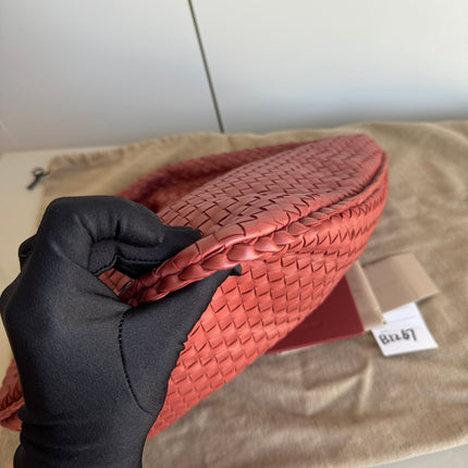 Sold Bottega Veneta Veneta Hobo Medium Brick Red Intrecciato Leather Bag 47cm