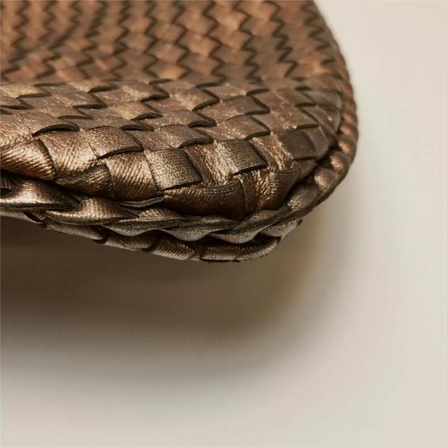Sold Bottega Veneta Veneta Hobo Metallic Copper Leather Medium 38.5