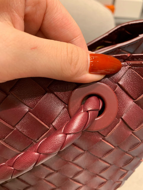 Bottega Veneta Andiamo Large Burgundy Handbag