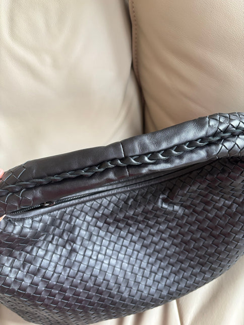 Bottega Veneta Intrecciato Hobo Bag Medium Black Lambskin leather 45cm