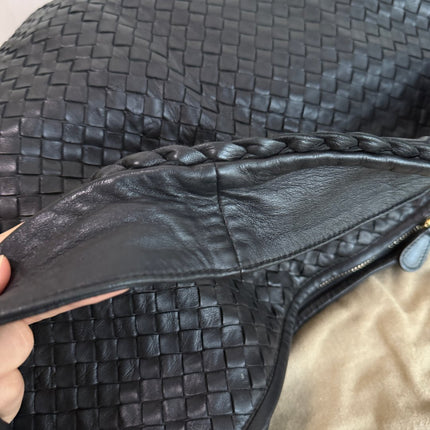 Bottega Veneta Veneta Hobo Maxi Black Leather 51cm