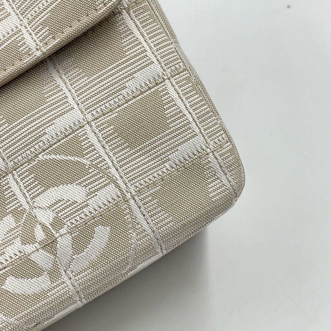 Chanel Beige Canvas Ice Cube Classic Flap 2000-2002 Travel Line Shoulder Bag