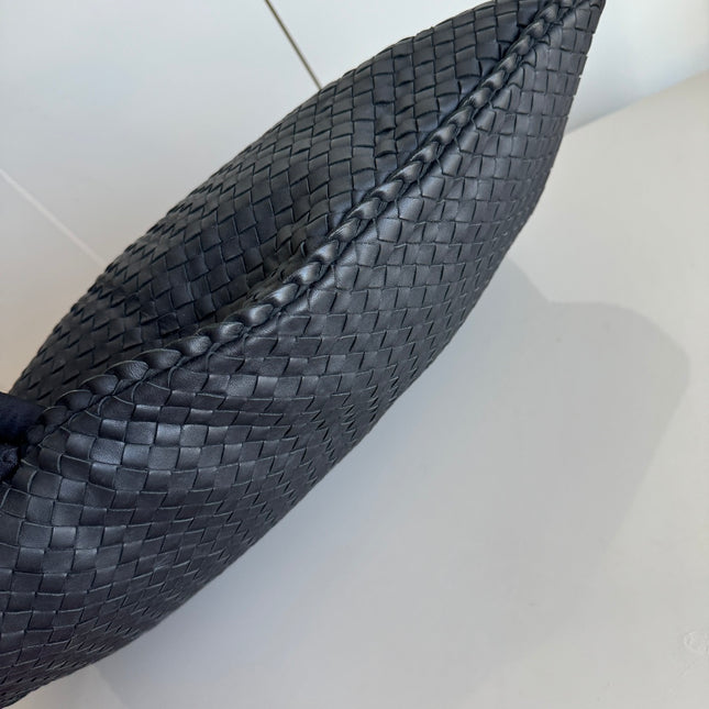Sold Bottega Veneta Veneta Hobo Large Black 54cm Lambskin Leather