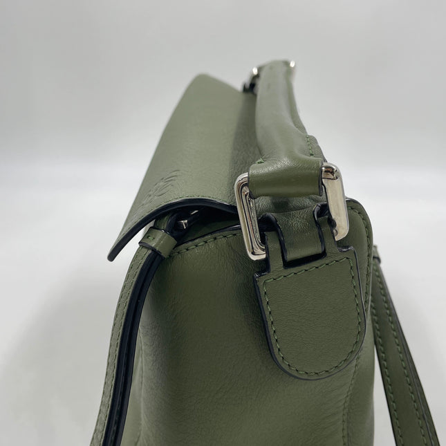 Loewe Puzzle Small Green Calfskin leather Crossbody bag