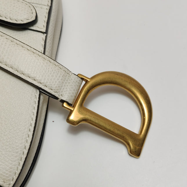 Dior Saddle bag white grain leather mini size