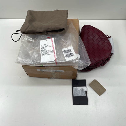 Bottega Veneta Pouch Mini Intrecciato Burgundy Leather Crossbody Bag