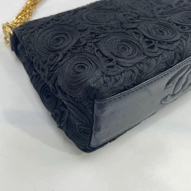 Chanel vintage Black Rose Knitted Fabric Gold Chain Flap Crossbody Bag
