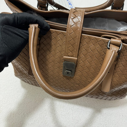 Bottega Veneta Roma Large Intrecciato Nappa Leather Caramel Brown Tan 35cm No Strap
