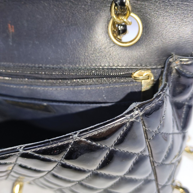 Chanel Classic Flap Medium Black Patent Leather Gold HW Seasonal Chain