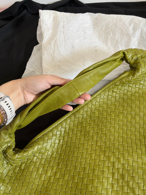 Bottega Veneta Veneta Hobo Maxi Avocado Green Intrecciato Leather Bag 50cm