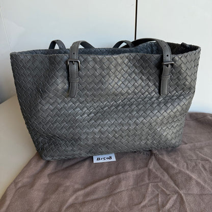 Bottega Veneta Cesta Shopper Tote Nappa Intrecciato Leather Grey Small