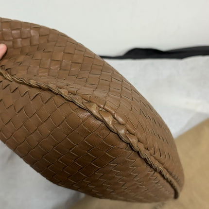 Bottega Veneta Intrecciato Hobo Bag Medium Milk Chocolate Brown Lambskin leather 40cm