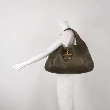 Sac à bandoulière Gucci Softbit Maxi en cuir de veau vert olive 2024