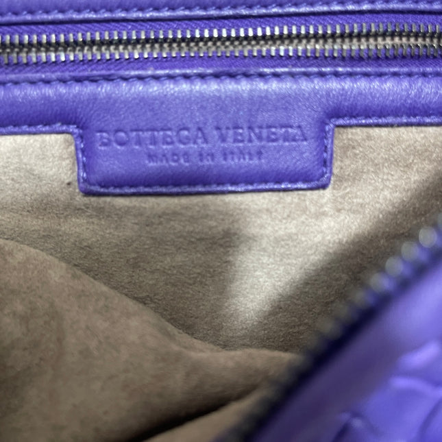 Sold Bottega Veneta Hobo Bag Large Leather Purple 47cm