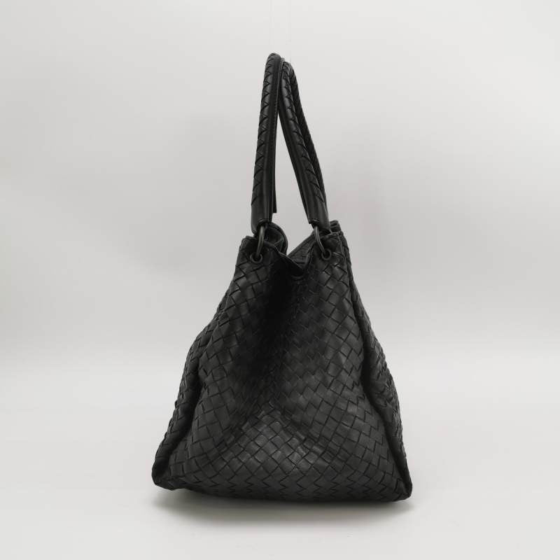 Bottega Veneta Parachute Shoulder Bag Intrecciato Black 30cm