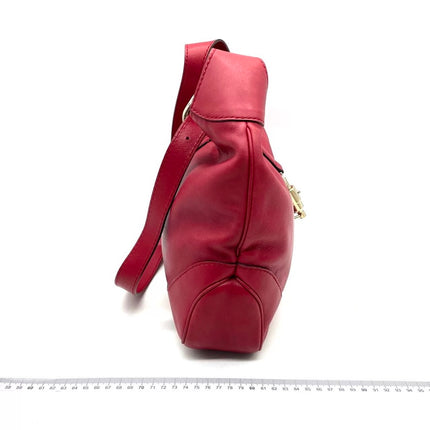 Sac Jackie Soft moyen en cuir rouge bordeaux avec fermoir piston doré Gucci