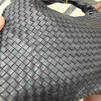 Bottega Veneta Veneta Intrecciato Hobo Bag Large Black Leather 47cm