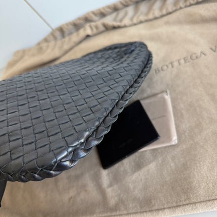 Bottega Veneta Intrecciato Hobo Bag Medium Black Leather 47cm NEVER WORN