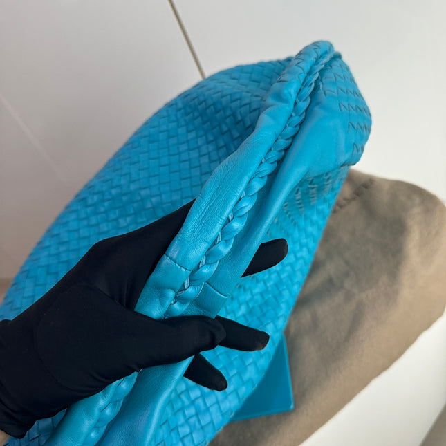 Sold Bottega Veneta Belly Hobo Intrecciato Lambskin Leather Sky Blue Large 50cm