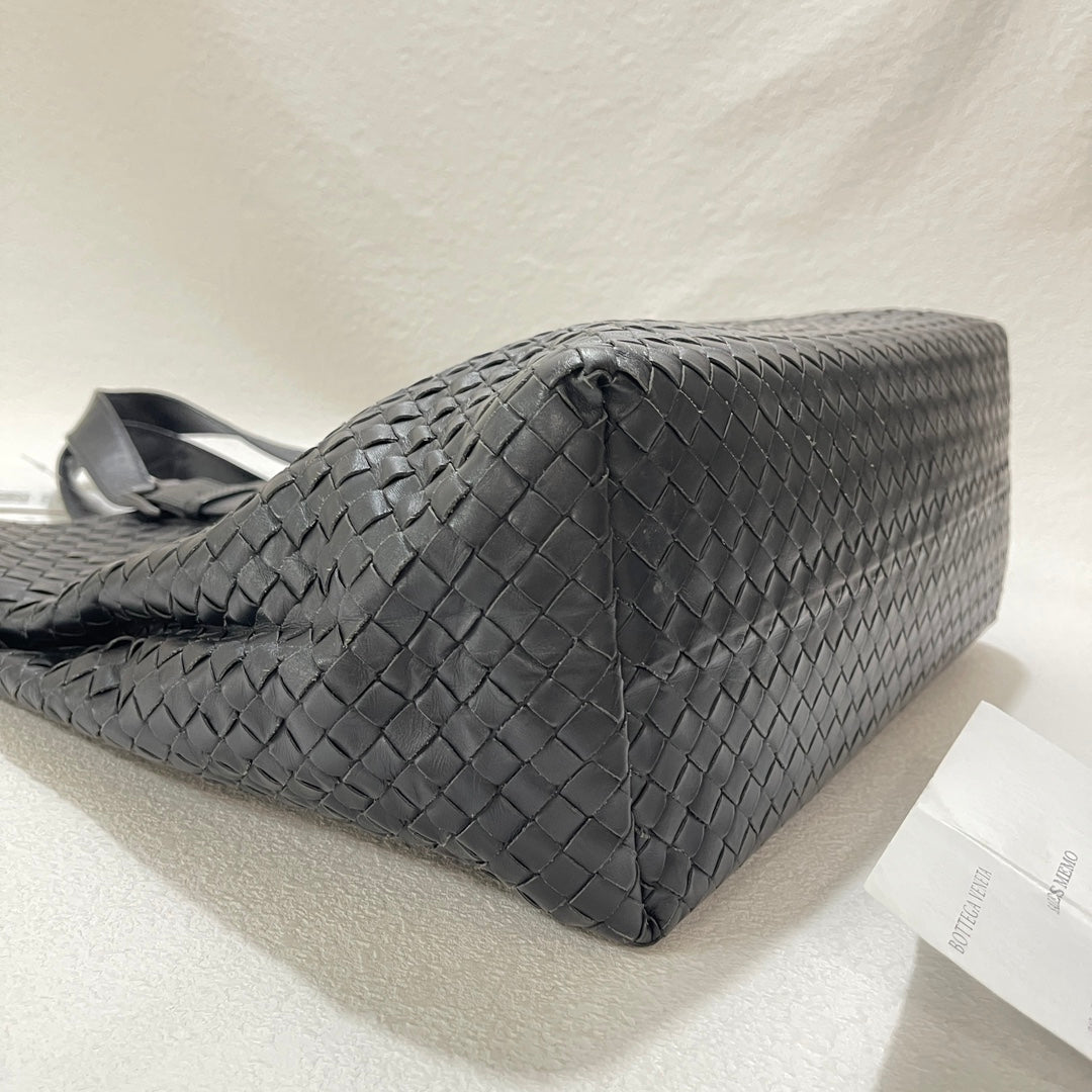 Bottega veneta bag black online