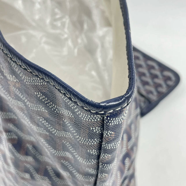 Sold Goyard Saint Louis PM Tote Medium Navy