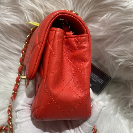 Chanel Classic Flap Mini 2019 Red Lambskin Leather Gold Hardware