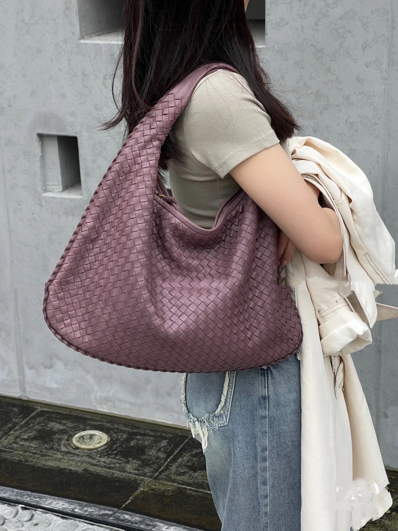 Bottega Veneta Hobo Bag Lambskin leather Lilac Lavender Purple Medium 47cm