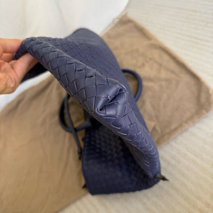 Bottega Veneta Maxi Convertible Tote Navy Leather 50cm