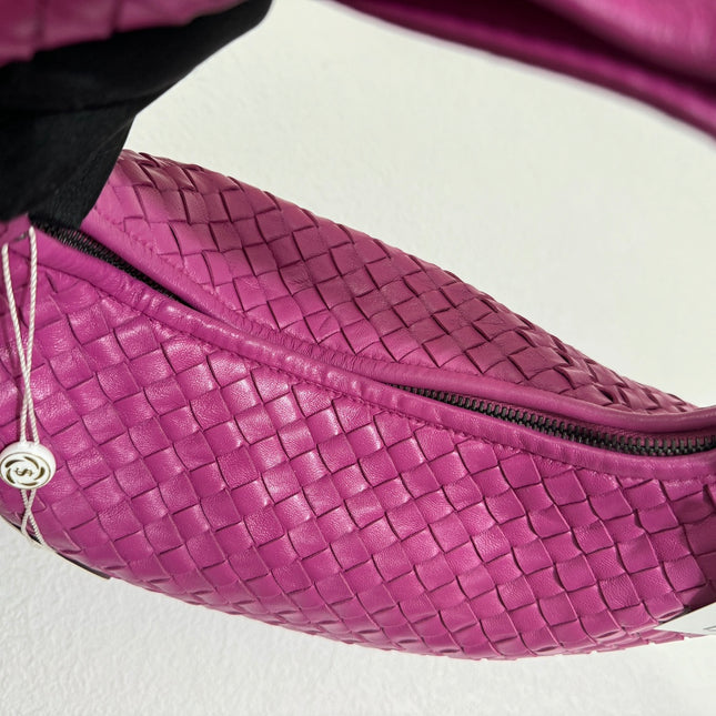 Sold Bottega Veneta Veneta Hobo Medium Deep Fuchsia Pink Intrecciato Leather Bag 40cm