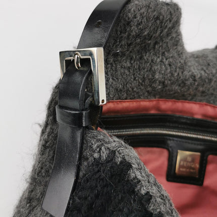 Fendi Baguette Bag Grey and White Wool Knit Shoulder Bag